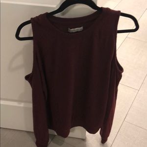 Abercrombie cold shoulder sweater burgundy